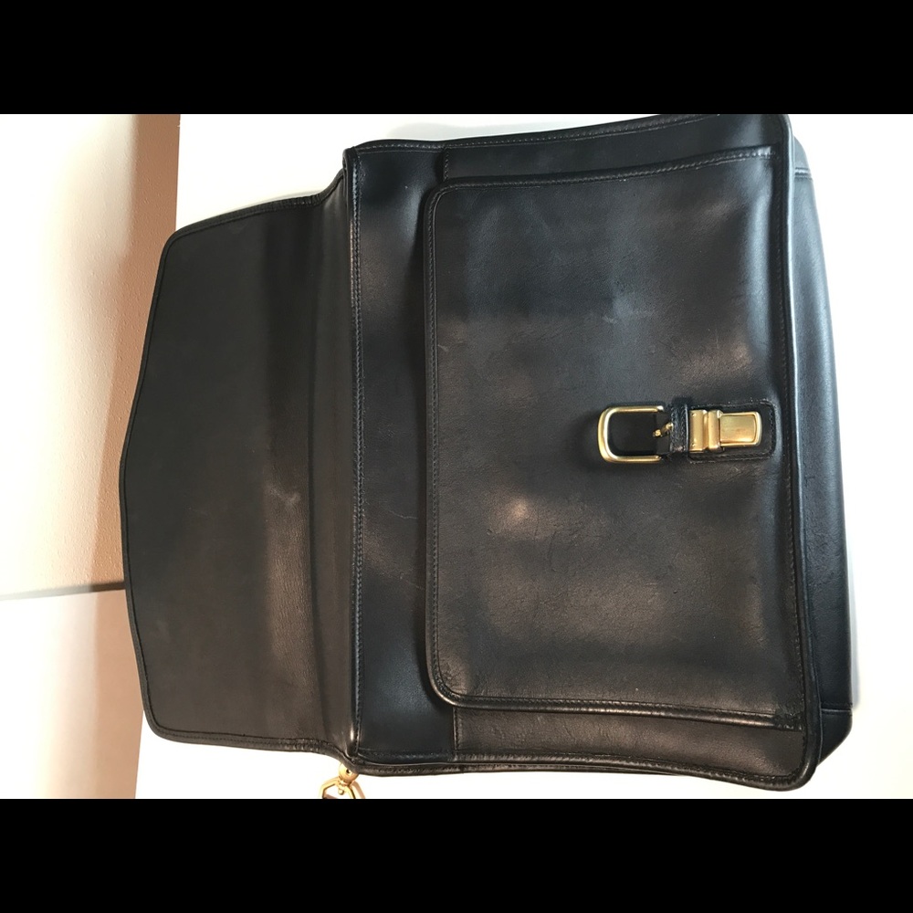 Classic Black Leather Satchel or briefcase. - Picture 2 of 3